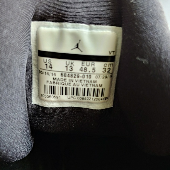 Air Jordan - Picture 3 of 5